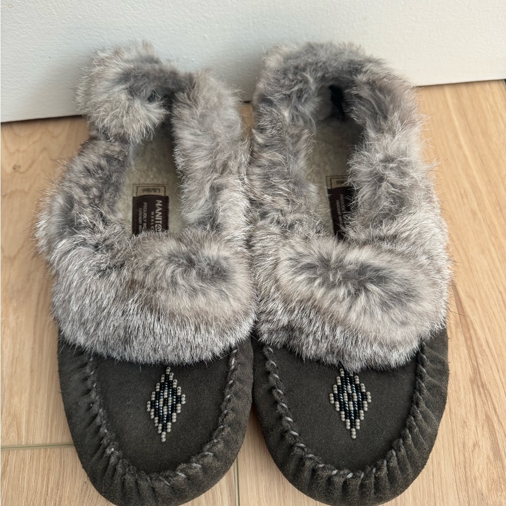 MANITOBA Faux Fur Women's Moccasins - SIZE 8